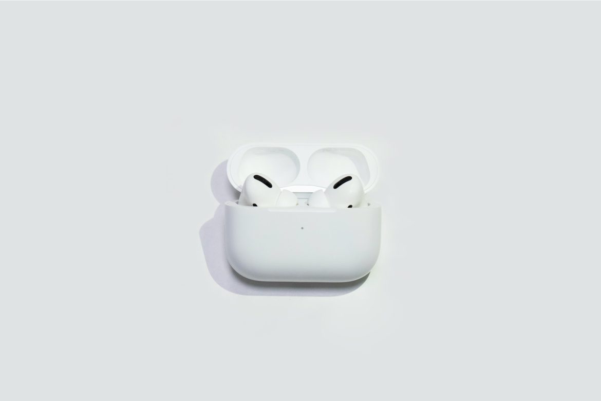 Apple Introduces Official Method for Updating AirPods Firmware